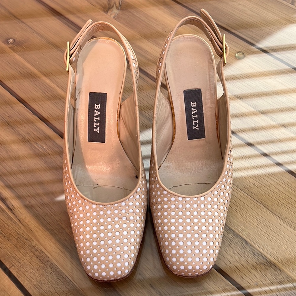 Bally’s vintage, the Quine made  in Italy sling back heal are three inches